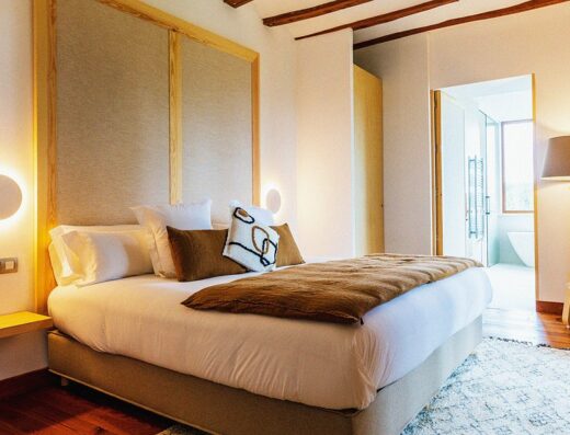 Marina Bay Luxury Hotel